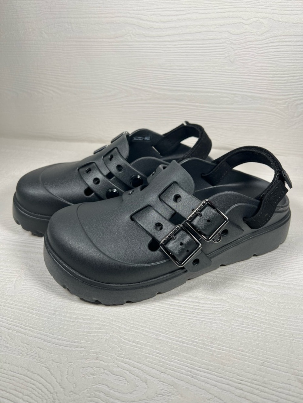 Crocs Black Loaferette Clog Size 8